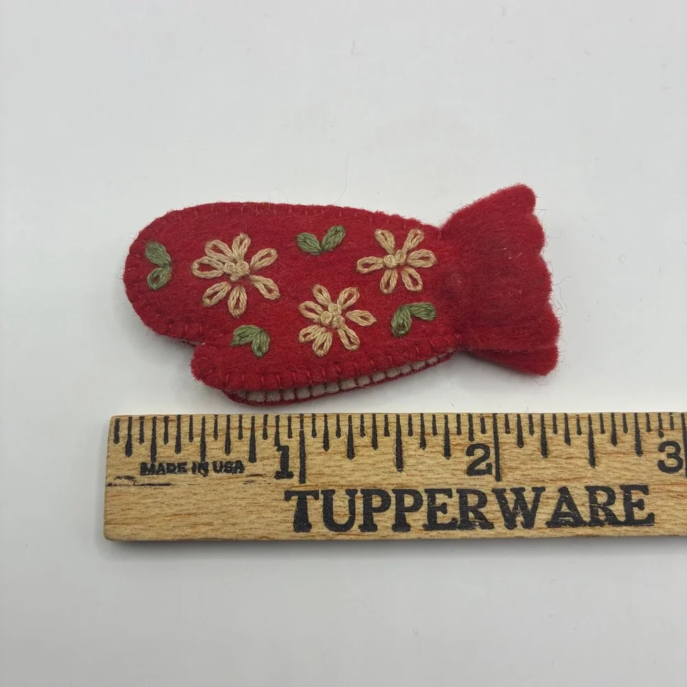 Vintage Handmade Red Felt Mitten Hair Barrette Clip Floral Hand Embroidered